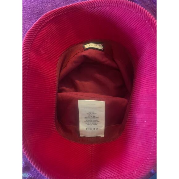 GUCCI Orgasmique Red Corduroy Bucket Hat NWOT NEVER WORN Italy LUXURY CASUAL - Picture 6 of 9